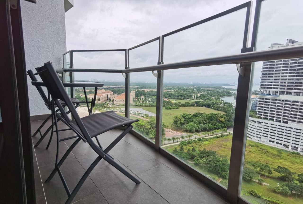 Appartement Almas Puteri Harbour à Nusajaya  Extérieur photo